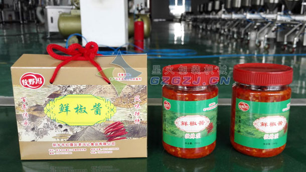 卧式搅拌酱料直线灌装机客户案例
