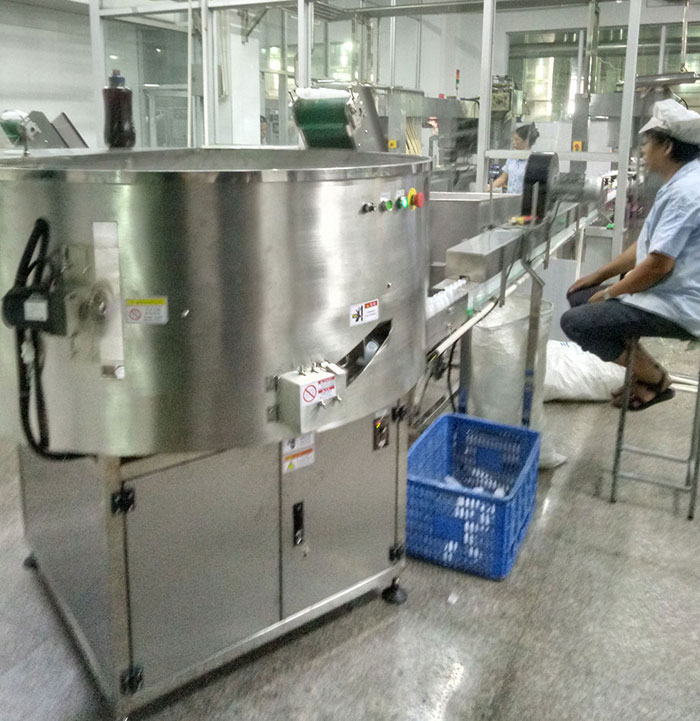 全自动塑料瓶理瓶机